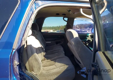 2003 Chevrolet Tahoe Ls z USA, uszkodzony, nr VIN 1GNEK13Z83J181886